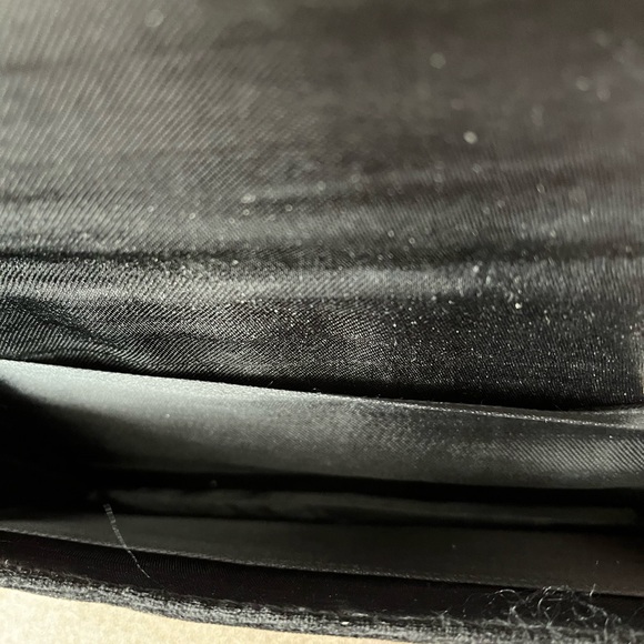 Triangle New York Gray Pocketbook - Picture 6 of 13